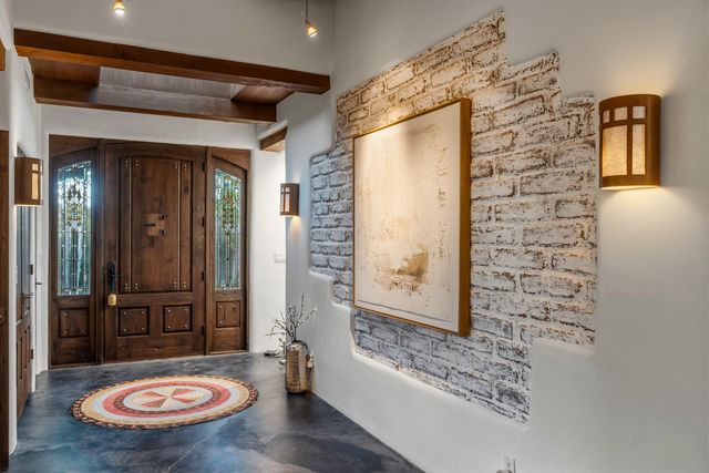 148 Barranca Road, Santa Fe, NM 87501
