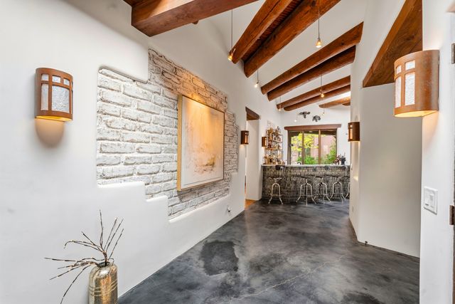 148 Barranca Road, Santa Fe, NM 87501