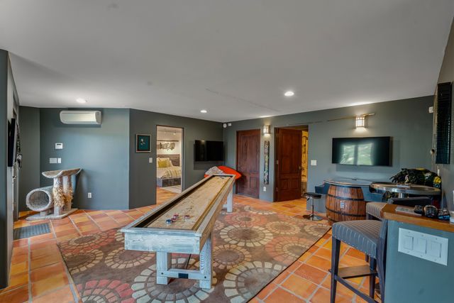 148 Barranca Road, Santa Fe, NM 87501