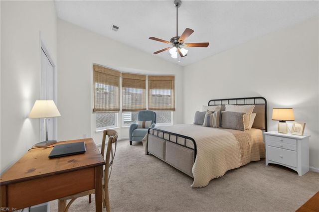 2325 W Great Neck Rd Apt 203, Virginia Beach, VA 23451