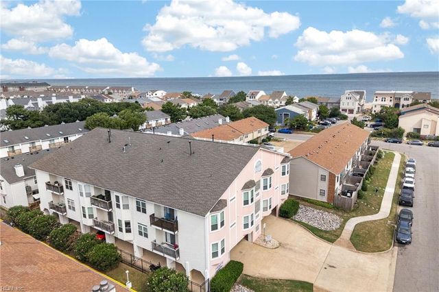 2325 W Great Neck Rd Apt 203, Virginia Beach, VA 23451