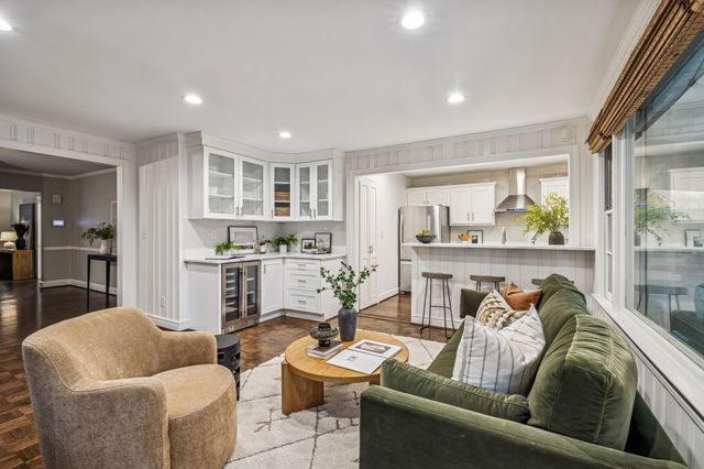 917 Winston Pl, Nashville, TN 37204