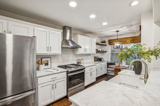 917 Winston Pl, Nashville, TN 37204