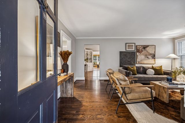 917 Winston Pl, Nashville, TN 37204