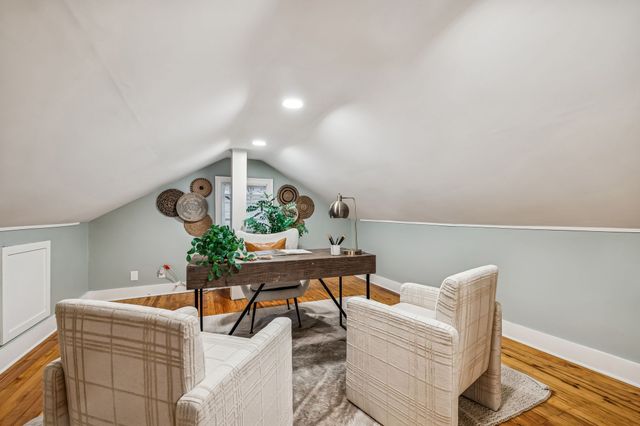 917 Winston Pl, Nashville, TN 37204