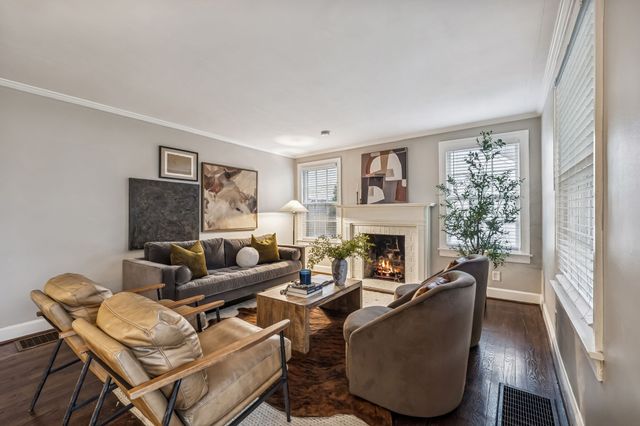 917 Winston Pl, Nashville, TN 37204