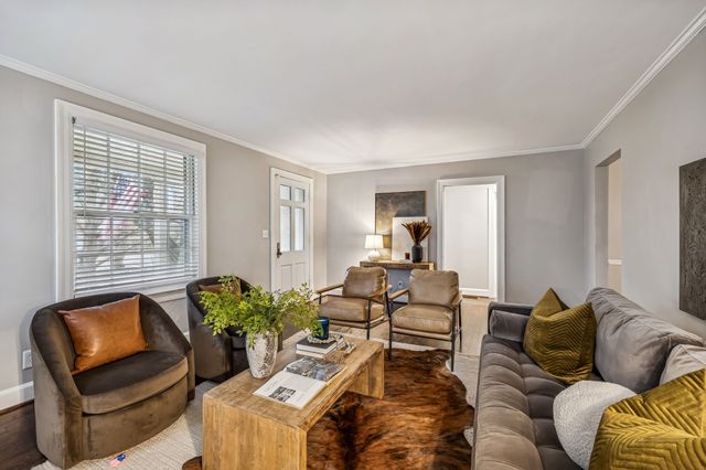 917 Winston Pl, Nashville, TN 37204