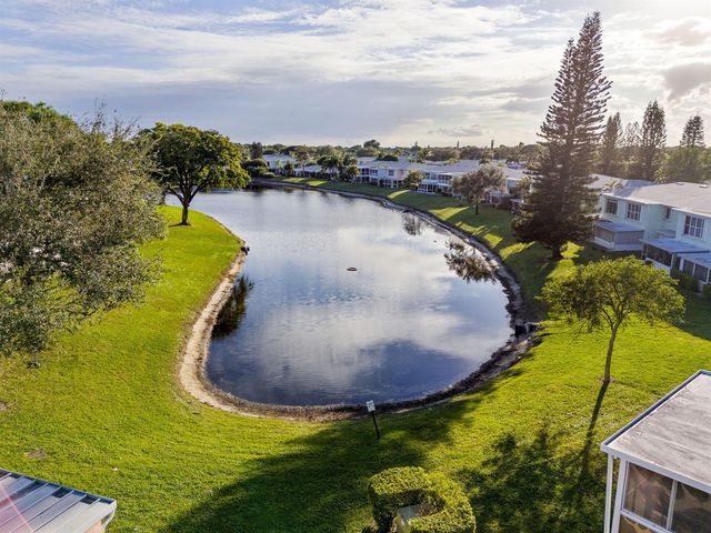 1540 NW 18th Avenue 203, Delray Beach, FL 33445