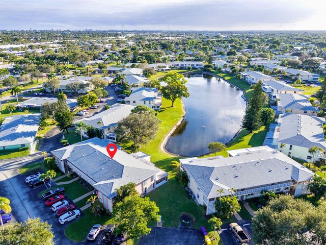 1540 NW 18th Avenue 203, Delray Beach, FL 33445