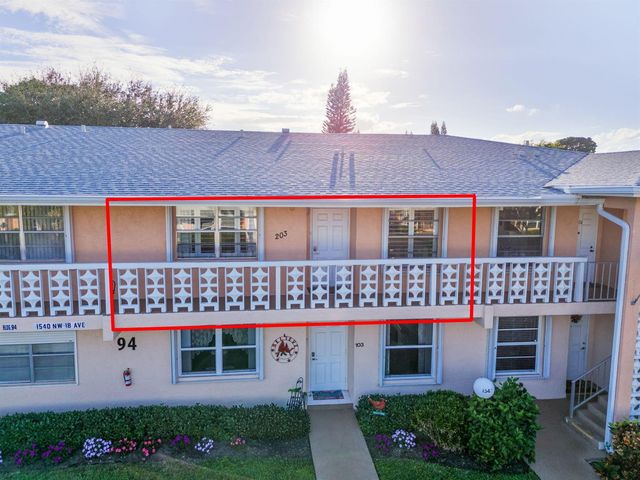 1540 NW 18th Avenue 203, Delray Beach, FL 33445