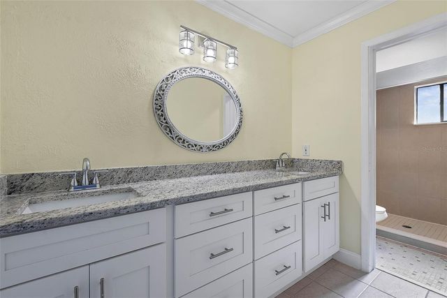 8 OAKMONT COURT 8, Palm Coast, FL 32137