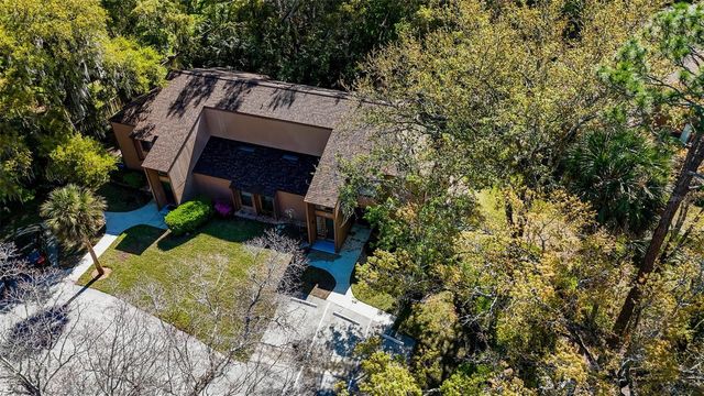 8 OAKMONT COURT 8, Palm Coast, FL 32137