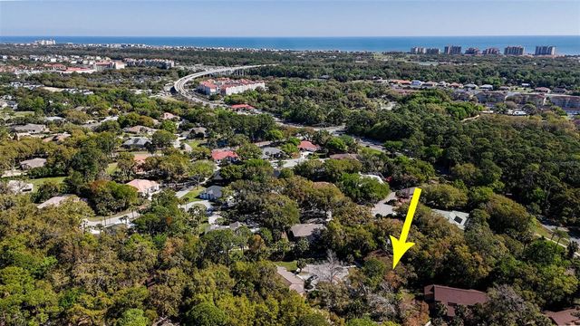 8 OAKMONT COURT 8, Palm Coast, FL 32137