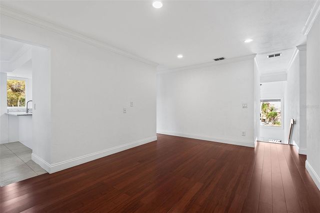 8 OAKMONT COURT 8, Palm Coast, FL 32137