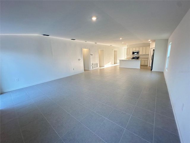 2117 LASSO LOOP, Eagle Lake, FL 33839