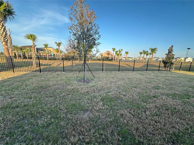 2117 LASSO LOOP, Eagle Lake, FL 33839