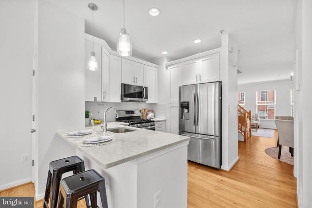 182 MARTIN LN, Alexandria, VA 22304