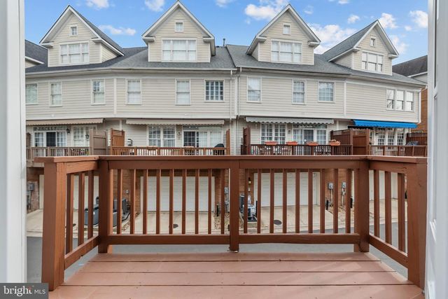 182 MARTIN LN, Alexandria, VA 22304