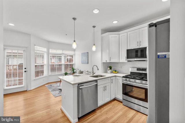 182 MARTIN LN, Alexandria, VA 22304