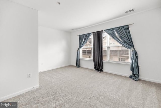 182 MARTIN LN, Alexandria, VA 22304