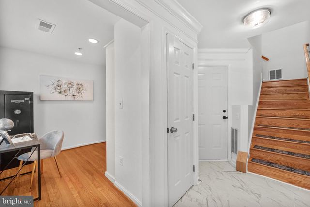 182 MARTIN LN, Alexandria, VA 22304