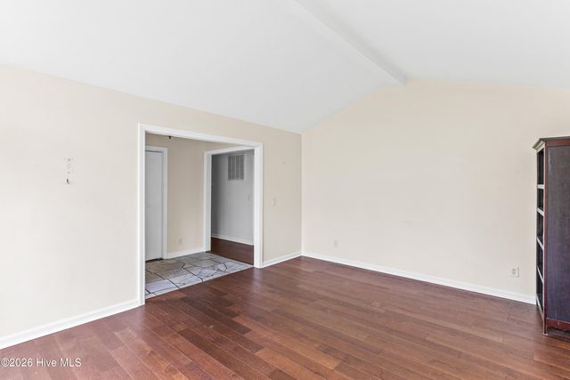 30 S Cardinal Drive, Wilmington, NC 28403