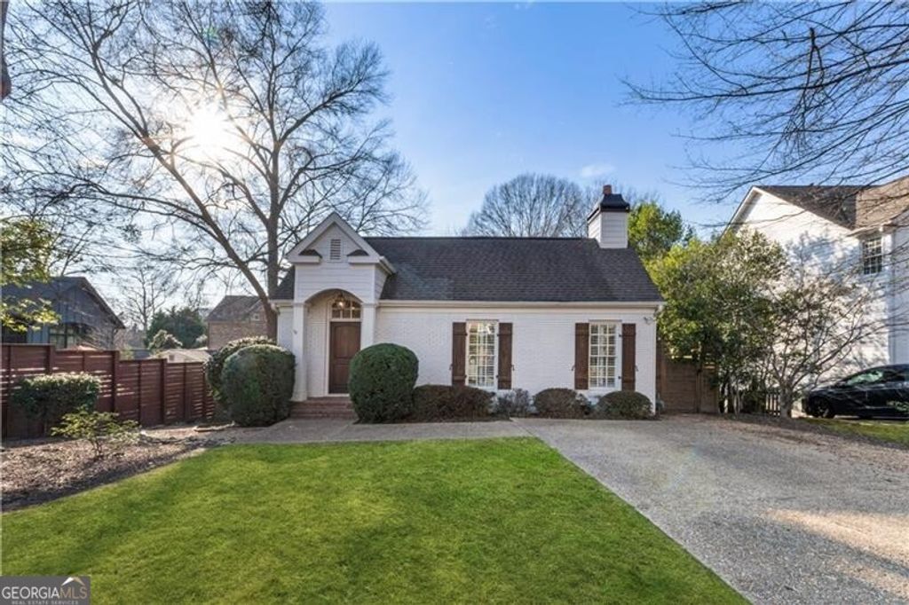 2330 Colonial Drive NE, Brookhaven, GA 30319