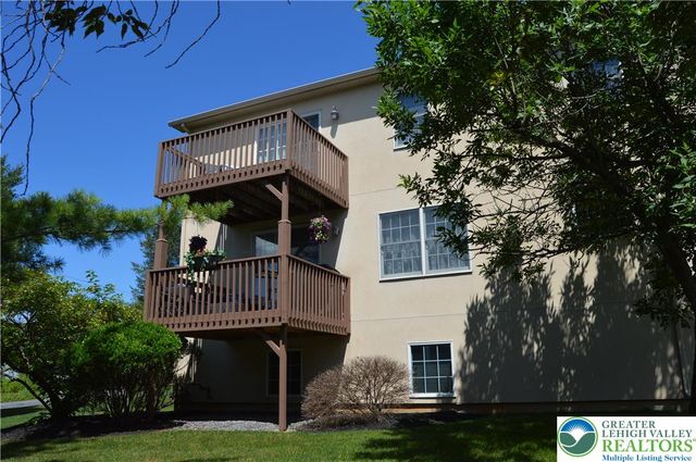 17 Tamarack Court, Forks Twp, PA 18040