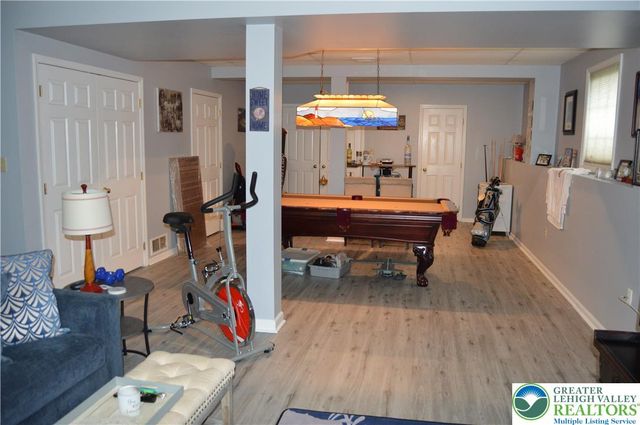 17 Tamarack Court, Forks Twp, PA 18040