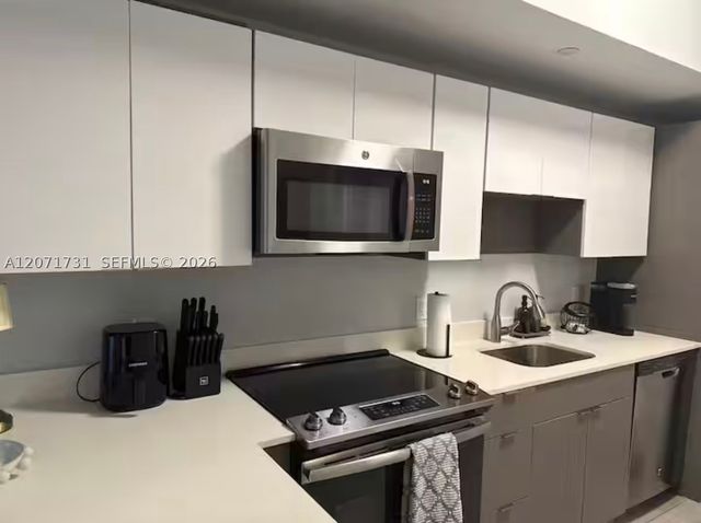 321 NE 26th St 811, Miami, FL 33137