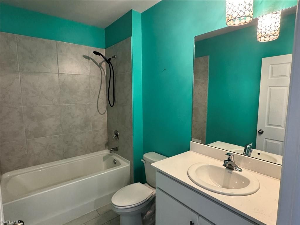 Image 17 of property listing at 2430 NW 9th TER, Cape Coral, FL 33993