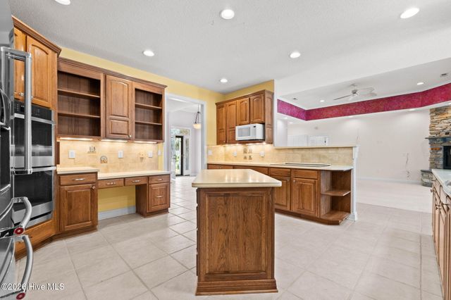 989 Middleton Drive NW, Calabash, NC 28467