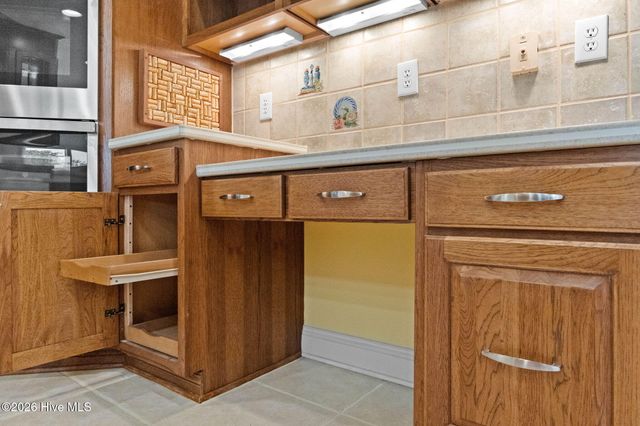 989 Middleton Drive NW, Calabash, NC 28467