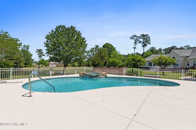 989 Middleton Drive NW, Calabash, NC 28467