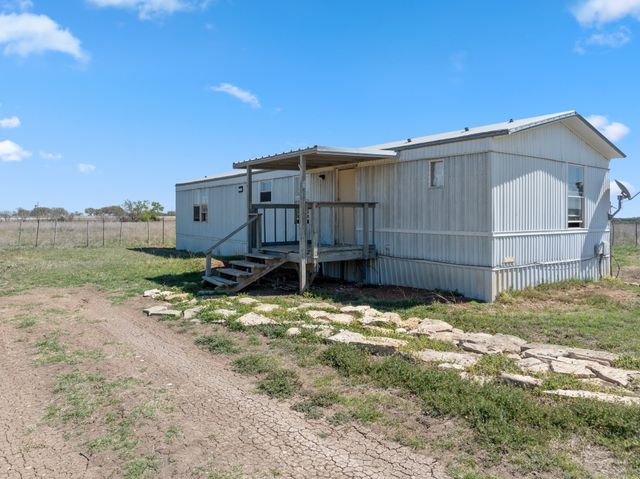 996 County Road 421, Evant, TX 76525