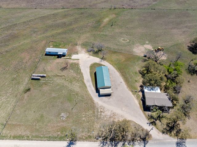 996 County Road 421, Evant, TX 76525