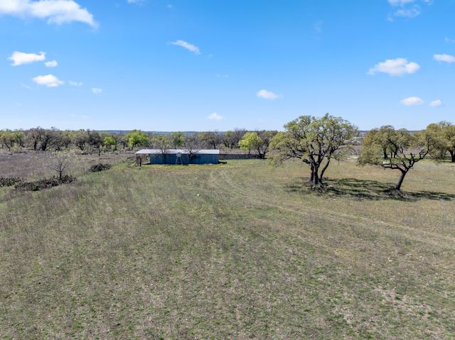 996 County Road 421, Evant, TX 76525