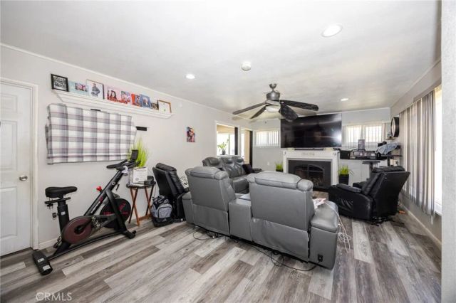 635 W H, Ontario, CA 91762