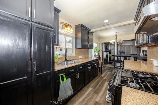 635 W H, Ontario, CA 91762
