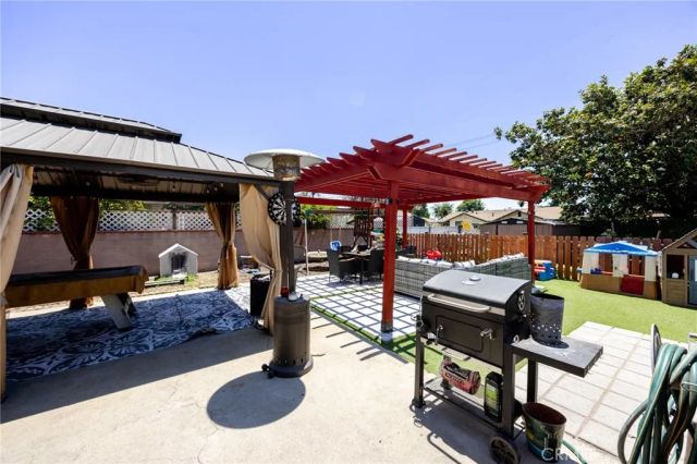 635 W H, Ontario, CA 91762