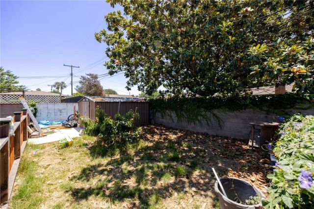 635 W H, Ontario, CA 91762
