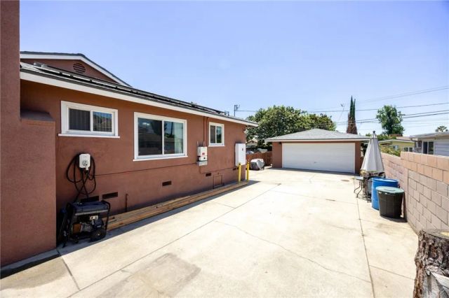 635 W H, Ontario, CA 91762