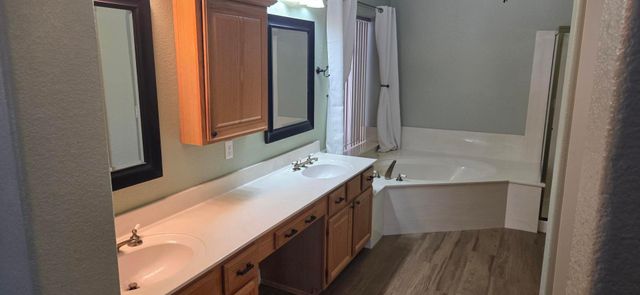 6635 E Venue Circle, Mesa, AZ 85215