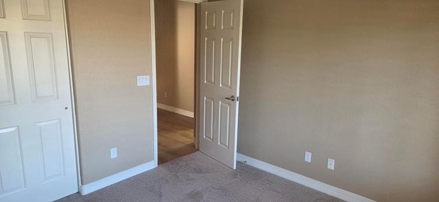 6635 E Venue Circle, Mesa, AZ 85215