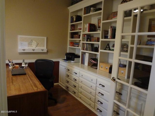 6635 E Venue Circle, Mesa, AZ 85215