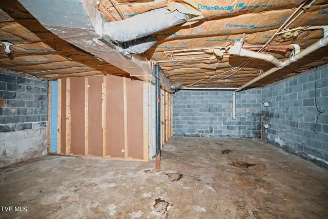 112 Heritage, Rogersville, TN 37857