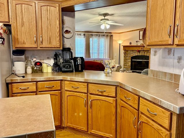 21 Varney Ln, Barre, MA 01005