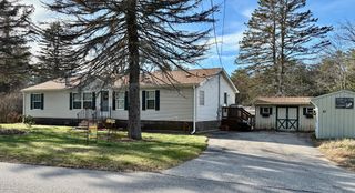 21 Varney Ln, Barre, MA 01005