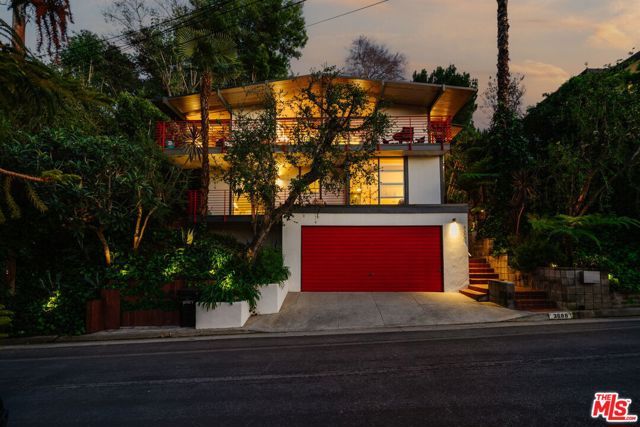 3688 Buena Park Drive, Studio City (los Angeles), CA 91604