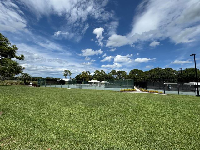 9120 Pumpkin Ridge, Port St. Lucie, FL 34986